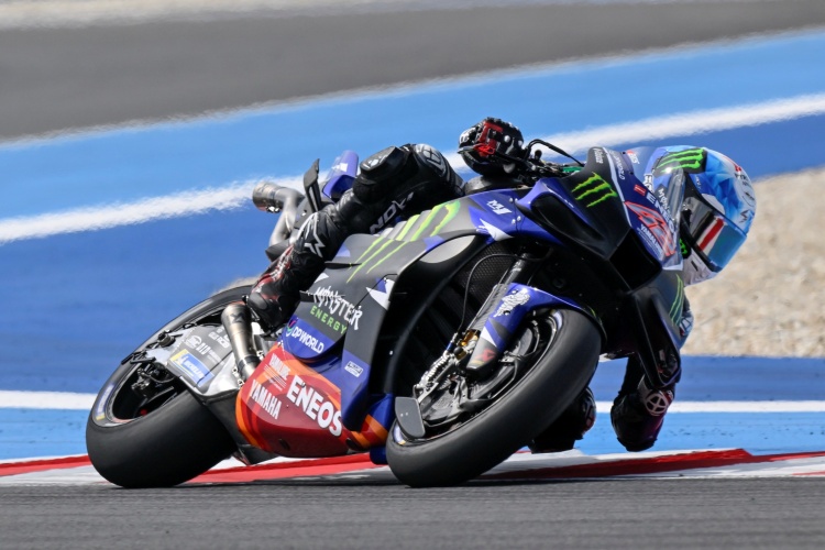 batch_S__610697222 YZR-M1 V4 ส่งสัญญาณบวก ! “โทปรัค” ไล่แซงสุดมันในสปรินต์เรซ บาลาตอน พาร์ค