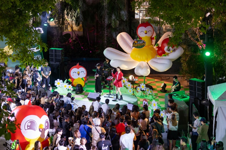 batch_บรรยากาศ-mini-concert Café Amazon ชวนฉลอง “Happy Birthday Baby ZonZon” ปาร์ตี้วันเกิดสุดอบอุ่นของมาสคอตตัวฟู