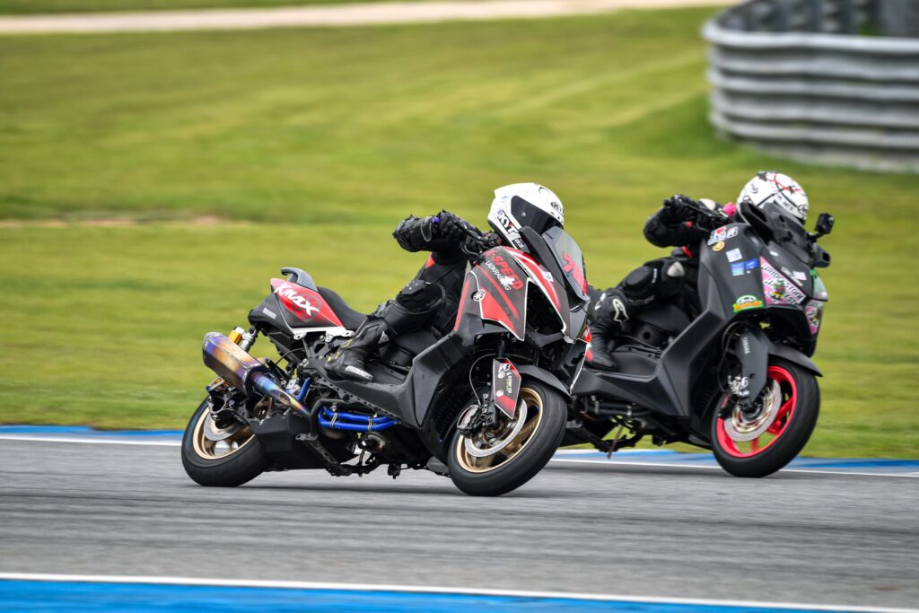 S__618938383-1024x683 YAMAHA BLU CRU CHAMPIONSHIP 2026 ระเบิดศึกสนามที่ 2 เปิด 8 รุ่นการแข่งขันบนสนามแข่งระดับโลก