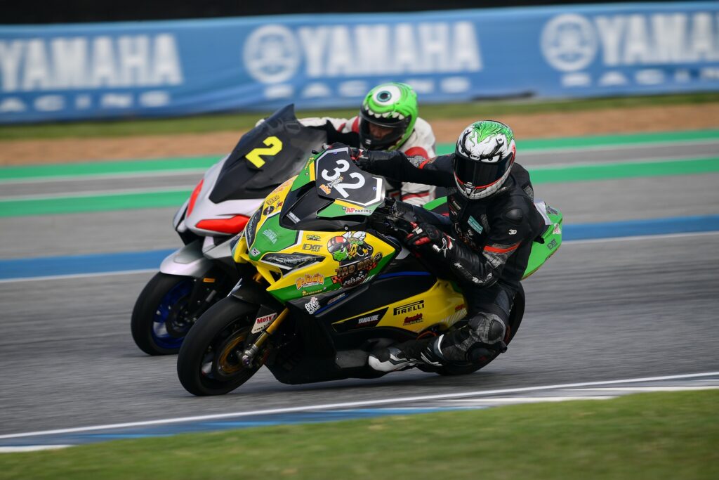 S__618938400-1024x683 YAMAHA BLU CRU CHAMPIONSHIP 2026 ระเบิดศึกสนามที่ 2 เปิด 8 รุ่นการแข่งขันบนสนามแข่งระดับโลก