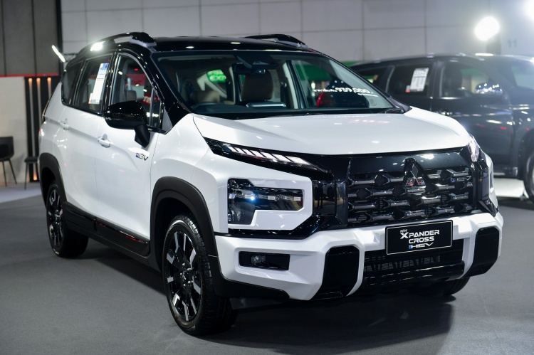 batch_06-NEW-MITSUBISHI-XPANDER-CROSS-HEV Mitsubishi ส่งรถเด็ดบุก Fast Auto Show 2026 นำทัพโดย XFORCE HEV และ New ATTRAGE