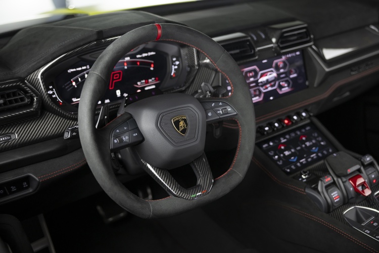 batch_11 Lamborghini Urus SE Performante สู่จุดสูงสุดแห่งยนตรกรรมซูเปอร์เอสยูวี