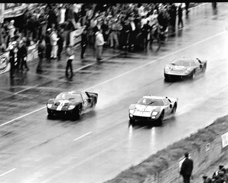batch_2.-1966_Ford_GT_MkII_FIA_Le_Mans ฟอร์ดหวนคืนสู่ เลอม็อง ในปี 2570 เตรียมพัฒนารถแข่งเครื่องยนต์ไฮเปอร์คาร์ พร้อมเผยไลน์อัพทีมแข่งระดับโลก