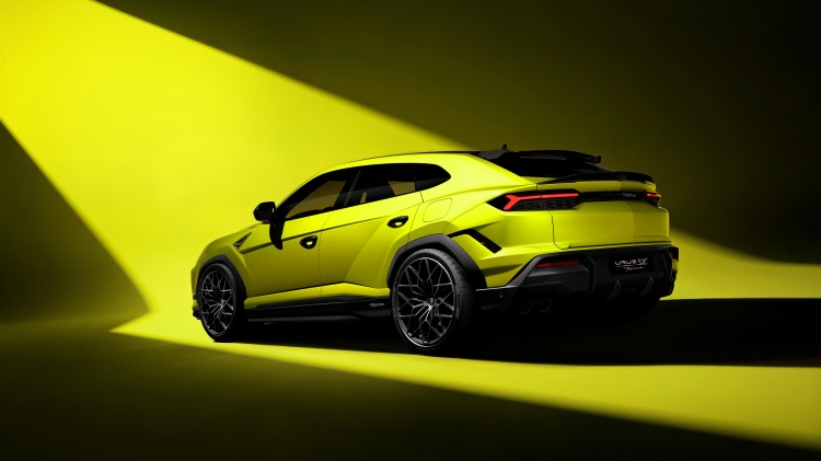 batch_3-1 Lamborghini Urus SE Performante สู่จุดสูงสุดแห่งยนตรกรรมซูเปอร์เอสยูวี