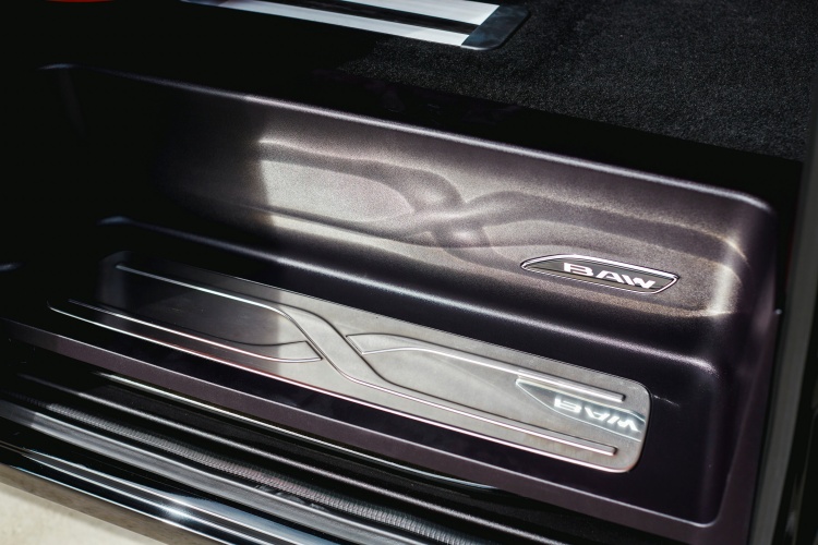 batch_BAW-M8-1_23 NEX เสริมทัพ EV เปิดตัว BAW M8 Flagship เจาะตลาดครอบครัวและองค์กรยุคใหม่