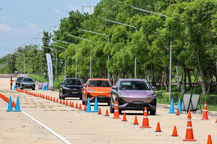 batch_LEPAS-L6_MEDIA-TEST-DRIVE131_0 LEPAS จัด Media Test Drive ครั้งแรกในประเทศไทย  เปิดประสบการณ์ LEPAS L6 EV อย่างเต็มรูปแบบ