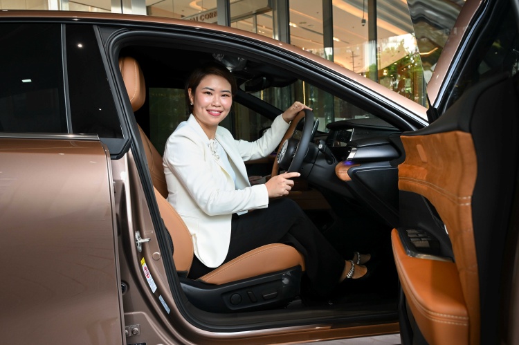 batch_Mazda04 มาสด้าดีเดย์เริ่มส่งมอบ The All-Electric Mazda6e ให้กับลูกค้าแล้ววันนี้
