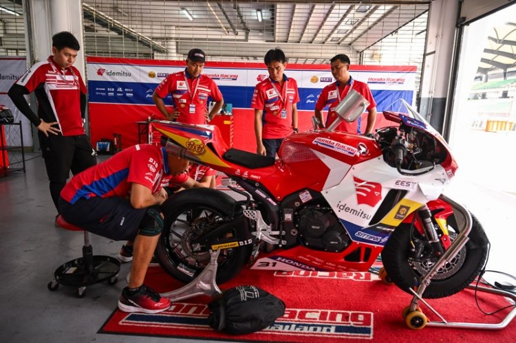 batch_Pre-MSBK-R2-05 "ฮอนด้า เรซซิ่ง ไทยแลนด์" ส่ง “มิกซ์-ไฮเปค” บิด Honda CBR600RR ลุย MSBK สนาม 2