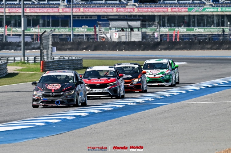 batch_R4-Honda-OMR_171 “ฮอนด้า วันเมคเรซ” สนาม 2 ดวลสุดเดือด “เอ็นโดะ” เหมาชัย “ซิตี้ ชาลเลนต์” รั้งจ่าฝูงร่วม “ข้าวฟ่าง-ปิยะวดี” “โอ๋-อานนท์” ฟอร์มโหด เข้าวิน 4 เรซติดนำโด่ง โปรคัพ