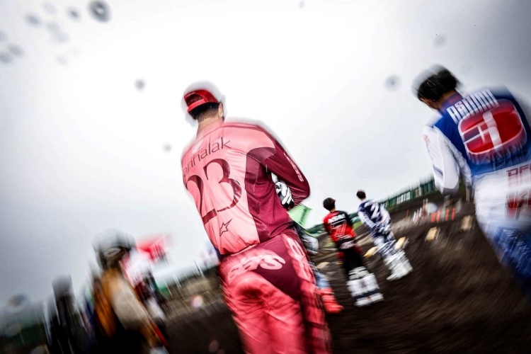 batch_Race-JMX-R6-03 “นีโม่-จิรัฎฐ์” คว้าท็อป 10 ศึก ออลเจแปน โมโตครอส แชมเปี้ยนชิพ 2026 สนาม 6 ที่ฮอกไกโด ขยับอันดับคะแนนสะสม