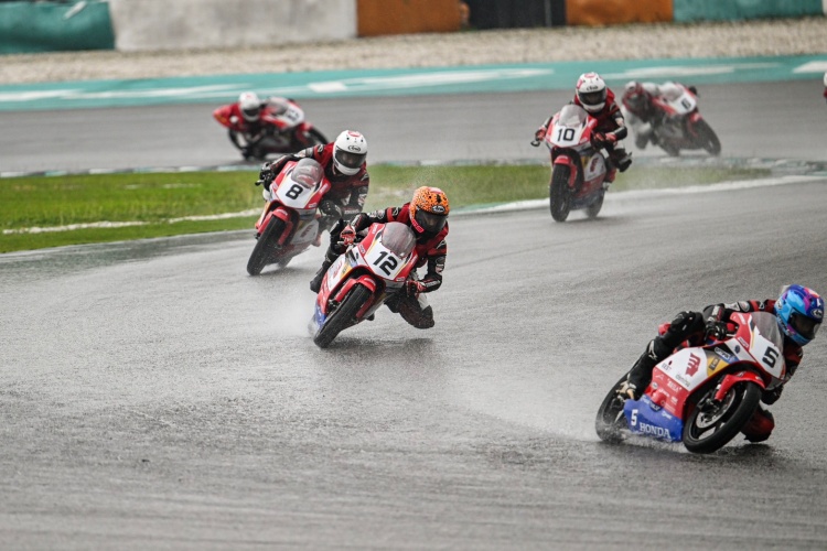 batch_Race12-TTC-R2-04 "โรม-วชิรวิทย์” ผงาดแชมป์ ศึก อิเดมิตสึ ฮอนด้า ไทยแลนด์ ทาเลนต์ คัพ 2026 สนาม 2 ประเทศมาเลเซีย