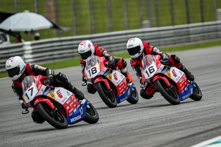 batch_Race12-TTC-R2-05 "โรม-วชิรวิทย์” ผงาดแชมป์ ศึก อิเดมิตสึ ฮอนด้า ไทยแลนด์ ทาเลนต์ คัพ 2026 สนาม 2 ประเทศมาเลเซีย