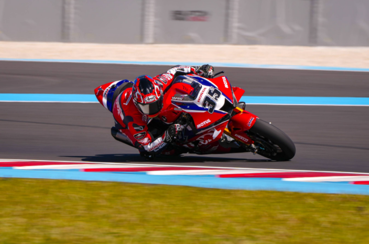 batch_Scoop-WSBK-04 เจาะผลงาน "ก้อง-สมเกียรติ" ผ่าน 8 สนามแรก "เวิลด์ ซูเปอร์ไบค์" ภารกิจท้าทายที่ไม่เคยหมดความมุ่งมั่น