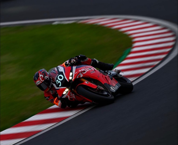 batch_Suzuka8H-2026-Kong-04 "ก้อง-สมเกียรติ" ขอบคุณ "ฮอนด้า เอชอาร์ซี" มอบประสบการณ์ร่วมทีมคว้าแชมป์ ศึก Suzuka 8 Hours 2026
