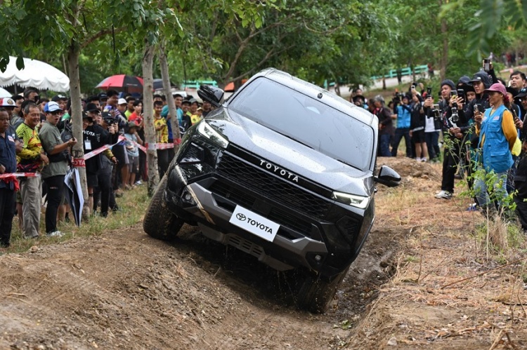 batch_TYT-4335 2026 TOYOTA 4x4 The Magnificent Ten เวทีพิสูจน์สมรรถนะรถกระบะมาตรฐานระดับโลก