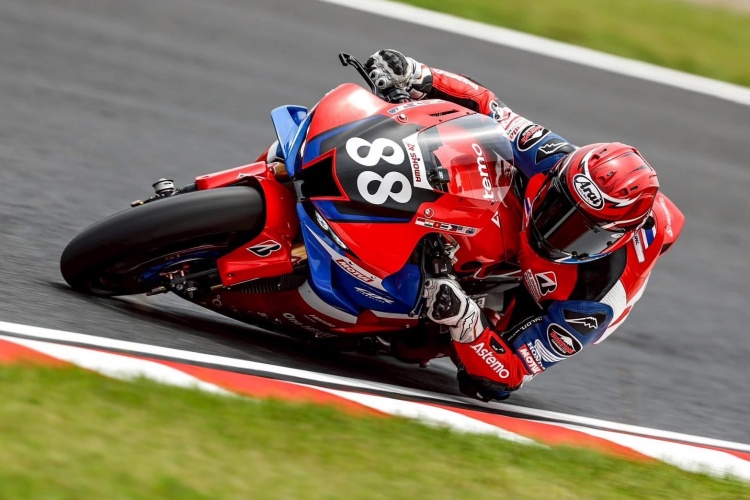 batch_Test2-Suzuka-8-Hr2026-05 “ก้อง-สมเกียรติ” ซิวอันดับ 1 เซสชั่น 3 และ 4 ลุ้นรักษาแชมป์ “ชิพ-นครินทร์” เซตติ้งลงตัว ศึก Suzuka 8 Hours