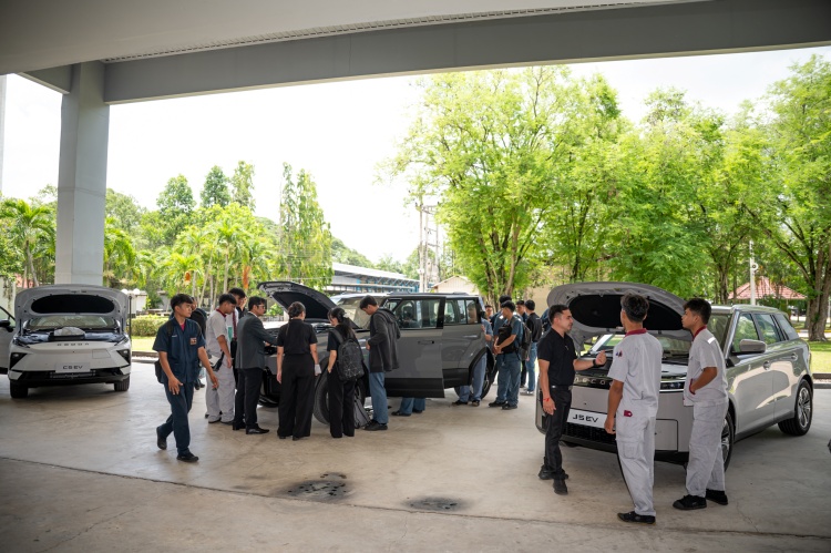 batch__HRP7909 “OMODA & JAECOO Future Talent Academy” โครงการพัฒนาบุคลากร xEV รุ่นใหม่ ยกระดับอุตสาหกรรมยานยนต์ไทย