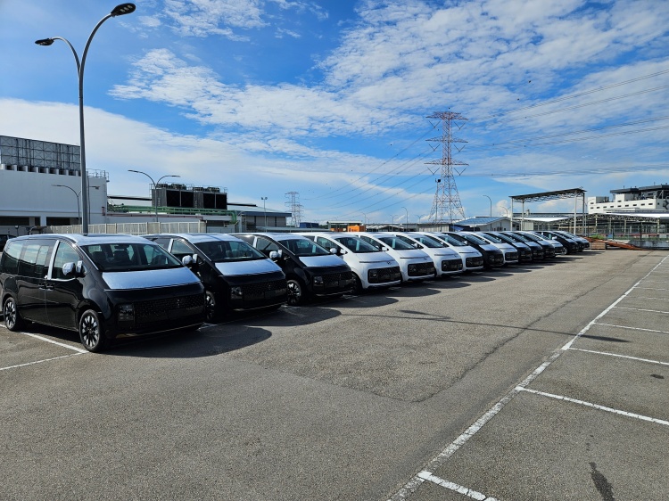 batch_รูปประกอบข่าว_Hyundai-STARIA-Premium_1 Hyundai STARIA Diesel รุ่นย่อย Premium ปรับราคาใหม่ 1.999 ล้านบาท สเปกจัดเต็ม