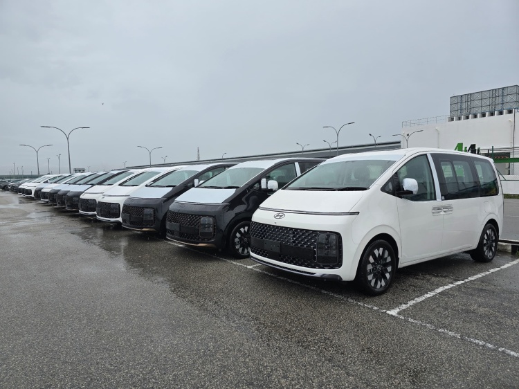 batch_รูปประกอบข่าว_Hyundai-STARIA-Premium_2 Hyundai STARIA Diesel รุ่นย่อย Premium ปรับราคาใหม่ 1.999 ล้านบาท สเปกจัดเต็ม