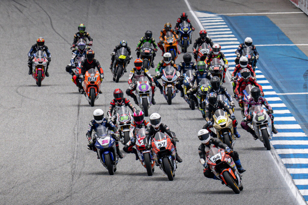 1.250-3-1024x682 NEXZTER BRIC Superbike ผ่านครึ่งทาง ลุ้นแชมป์เดือด! “คาร์เบอร์รี-ธนัช” โชว์ฟอร์มโหดเข้าวิน 2 สนามติด