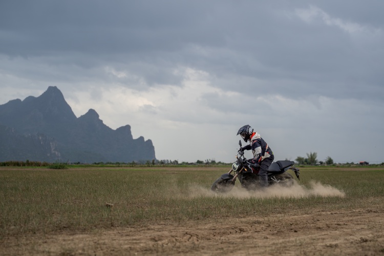BAE2CA1 ฮอนด้าบิ๊กไบค์ ปิดทริป “Honda E-Clutch The 4 Exclusive Xperience” 4 ภาค ทั่วไทย