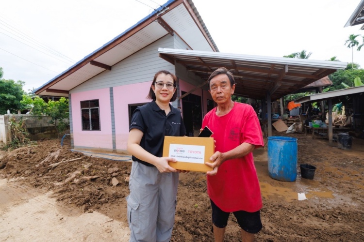 batch_3-2 โตโยต้าเร่งช่วยเหลือผู้ประสบอุทกภัยจังหวัดน่าน ภายใต้แนวคิด “TOYOTA GIVING ขับเคลื่อนไทยให้ยั่งยืน”