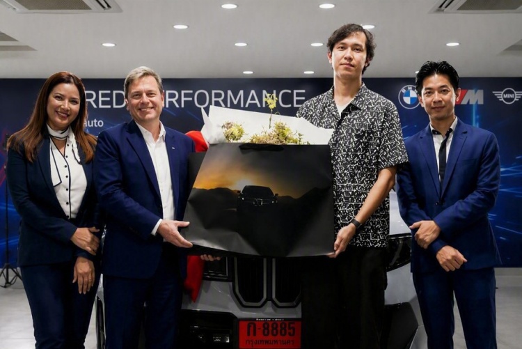 batch_BMW-iX3_German-Auto BMW ประเทศไทย ฉลองการส่งมอบ New iX3 ล็อตแรกถึงมือลูกค้าในไทย
