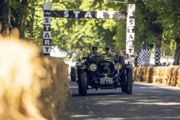 batch_Day-2-4 Bentley อวดโฉมทัพยนตรกรรมกว่า 35 คัน พร้อมเปิดตัว 1919 Collection ในงาน Goodwood Festival of Speed 2026