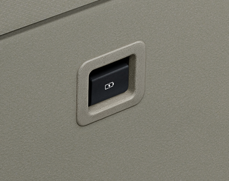 batch_Interior-Wide-Main_3CROP_1CmykHIRES NEW TOYOTA COASTER “อีกขั้นของความมั่นใจ ปลอดภัยทุกการเดินทาง”