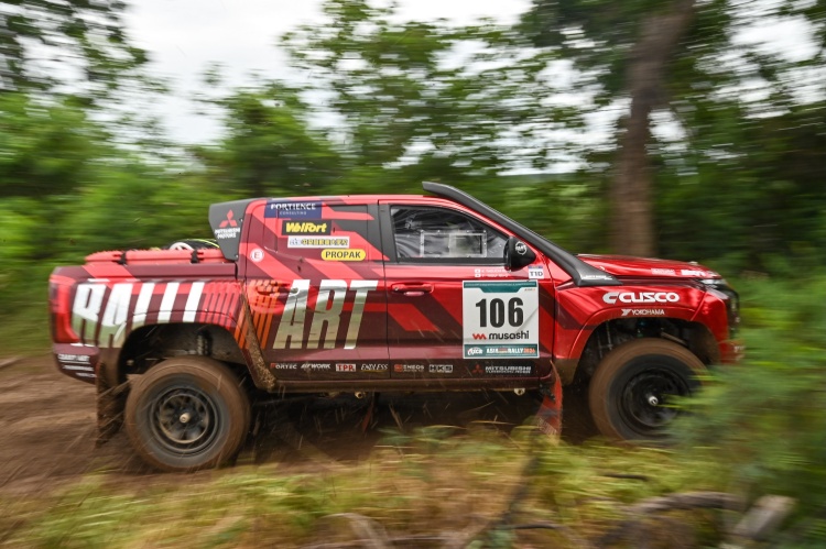 batch_MMTh_AXCR-2026-LEG-2_Team-Mitsubishi-Ralliart-1 ทีมมิตซูบิชิ แรลลี่อาร์ต ผงาดคว้าแชมป์สมัยที่ 2 ติดต่อกันในศึกการแข่งขัน เอเชีย ครอสคันทรี แรลลี่ 2026