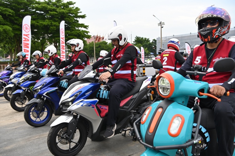batch_S__625180679 Yamaha ร่วมขับเคลื่อนประสบการณ์แฟนบอลในศึก ASTON VILLA ASIA TOUR THAILAND
