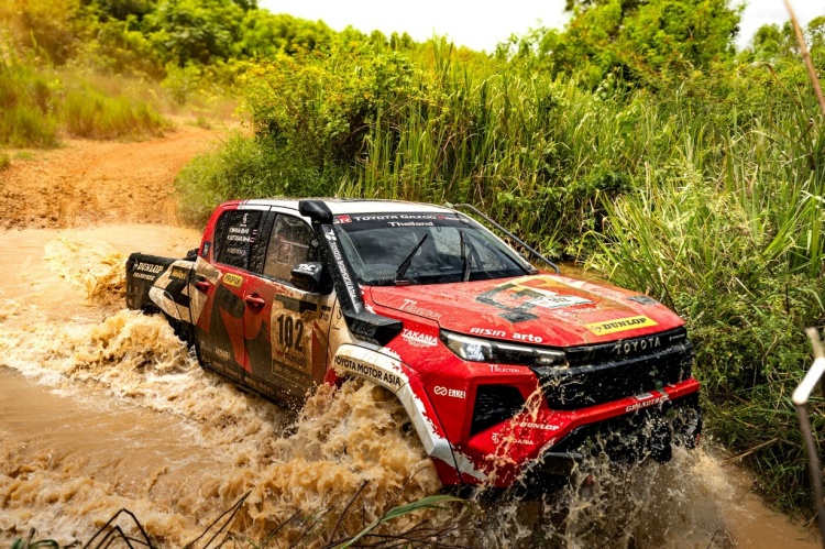 batch__GR97753 TOYOTA GAZOO Racing Thailand นำ Hilux TRAVO คว้าอันดับ 2 ในศึก AXCR 2026
