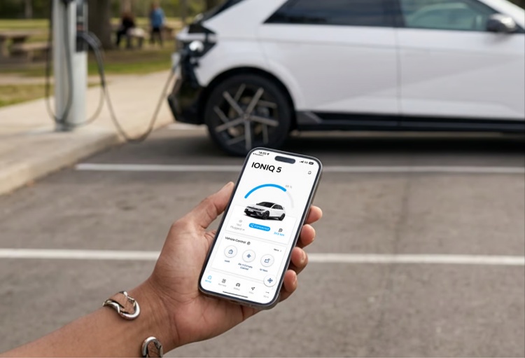 batch_รูปประกอบข่าว_Hyundai-Bluelink_Remote-EV-Setting Hyundai Bluelink ยกระดับประสบการณ์ Connected Car สู่รถรุ่นใหม่ในไทย
