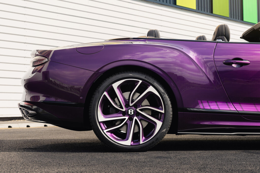 80-Years-of-Craftsmanship-7-1024x683 Bentley Continental GTC ออกแบบพิเศษคันเดียวในโลก ฉลอง 80 ปี โรงงานเมืองครูว์