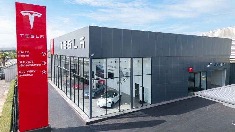 batch_01-Tesla-Center-Chiang-Mai Tesla ประเทศไทย พร้อมเปิด Tesla Center เชียงใหม่ ศูนย์บริการครบวงจรแห่งแรกในภาคเหนือ