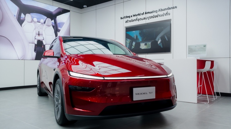 batch_04_Model-Y Tesla ประเทศไทย เปิด Tesla Experience Center แห่งใหม่ ณ เซ็นทรัล ชลบุรี ขยายการเข้าถึงลูกค้าในภาคตะวันออก