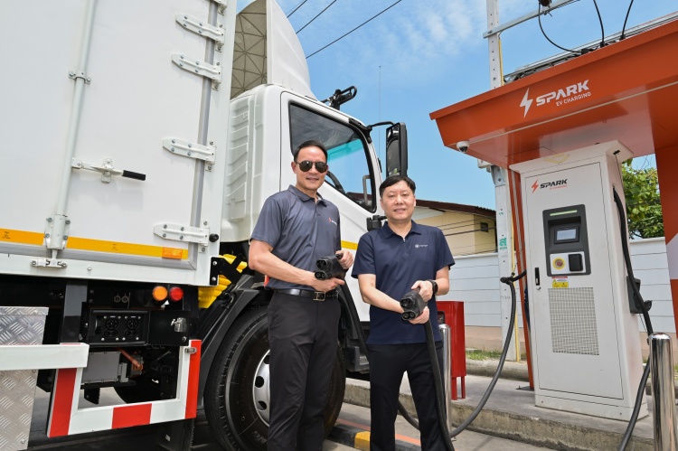 batch_08-CP-Foton-x-SPARK-EV-ขยายระบบนิเวศสถานีชาร์จรถ CP Foton x SPARK EV ขยายระบบนิเวศสถานีชาร์จรถเพื่อการพาณิชย์ในประเทศไทย เตรียมเปิดสถานีชาร์จเพื่อภาคขนส่งกว่า 50 แห่ง