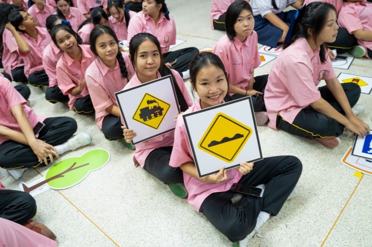 batch_DSC00403 “School SAFE สัญจร” โตโยต้านำร่องสร้างวินัยคนรุ่นใหม่ ขับขี่ปลอดภัยในจังหวัดขอนแก่น