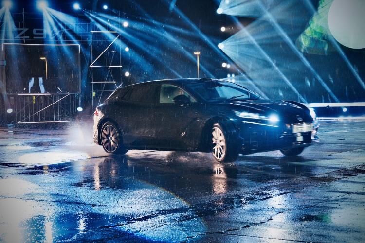 batch_Highlight_Denza-Launch-Z9GT_22 DENZA Z9GT ปลดล็อกชาร์จไว ‘BYD FLASH’ ชาร์จไฟ 10–97% ในเวลาเพียง 9 นาที ครั้งแรกในไทย