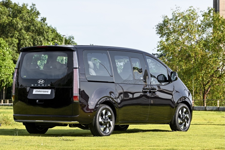 batch_Hyundai-new-STARIA-Hybrid_13 The new HYUNDAI STARIA Hybrid รถ MPV ขุมพลังไฮบริดที่มอบประสบการณ์ใหม่สำหรับทุกคน