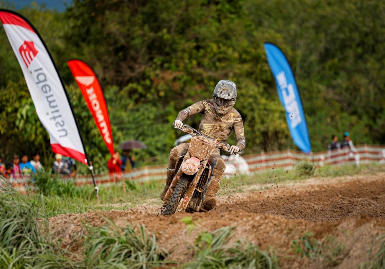 batch_Pre-FMSCT-Rd.10-02 “นีโม่-จิรัฎฐ์” นำทัพขุนพล Honda CRF450R สู้ศึก FMSCT Thailand Motocross สนามสุดท้าย ตอกย้ำผลงานท็อปนักบิดไทย
