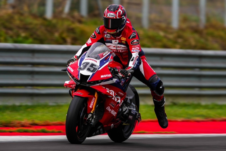 batch_Pre-WSBK-Rd.10-01 "ก้อง-สมเกียรติ" พร้อมลุย "เวิลด์ ซูเปอร์ไบค์" สนาม 10 ที่ เครโมน่า เซอร์กิต อิตาลี