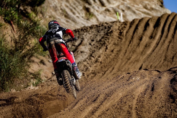 batch_Race-JMX-Rd.7-01 “นีโม่-จิรัฎฐ์” คว้าท็อป 8 ฮีทสุดท้าย ศึก ออลเจแปน โมโตครอส แชมเปี้ยนชิพ 2026 สนาม 7