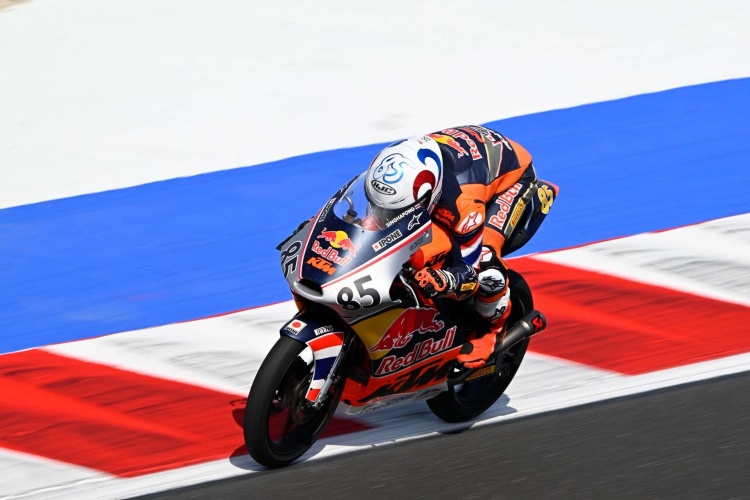 batch_Race-Rookies-Cup-Rd.6-01 "ไม้คิว-เกียรติศักดิ์” คว้าท็อป 8 ศึกเรดบูล โมโตจีพี รุกกีส์ คัพ 2026 มิซาโน ราวด์ เก็บคะแนนลุ้นหัวแถวศึกดาวรุ่งระดับโลก