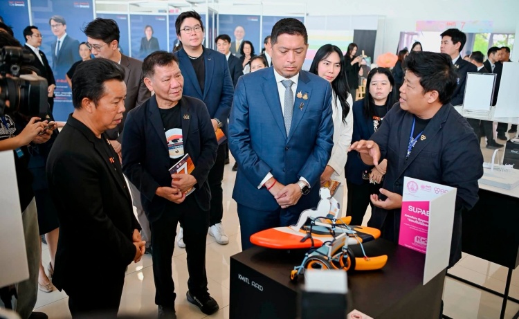 batch_ภาพบรรยากาศ-1 “โครงการ 7 Inspirations” เฟส 4 ใช้สื่อสร้างสรรค์เปลี่ยนมุมมองสังคมต่อคนพิการ ปลุกพลังนวัตกรรม - เทคโนโลยีจากแล็บให้เป็นโอกาสของทุกคน