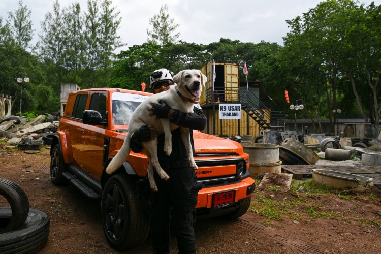 batch_เชอรี-เปิดภารกิจ-V23-x-K9-USAR-ส่งต่อพลังรถไฟฟ้าสนับสนุนทีม-K9-USAR_1 เชอรี ประเทศไทย เตรียมเปิดภารกิจ “V23 x K9 USAR” ส่งต่อพลังรถไฟฟ้า สนับสนุนทีมค้นหาและกู้ภัย