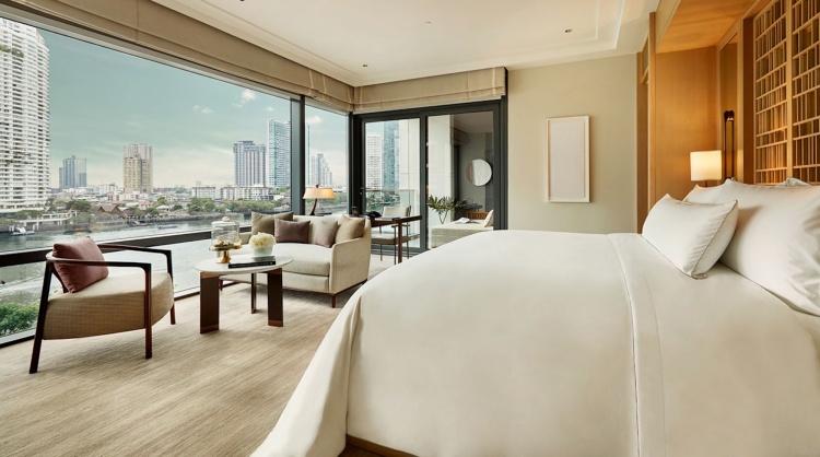 batch_โรงแรมระดับสามกุญแจมิชลิน-Three-MICHELIN-Keys_คาเพลลา-กรุงเทพฯ_Guest-Room Michelin Guide เผยรายชื่อโรงแรมและรีสอร์ต 71 แห่งในประเทศไทย ที่ได้รับรางวัล “กุญแจมิชลิน” ประจำปี 2569