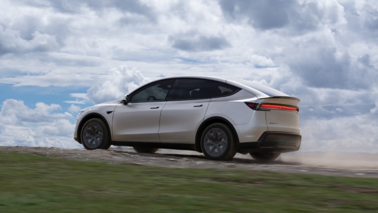 batch_03_Model-Y-L-Acceleration-Booster ครั้งแรกของโลก! Tesla เปิดให้ลูกค้าในประเทศไทยจอง ALL-NEW Roadster พร้อมอัปเกรด Model 3 และ Model Y L