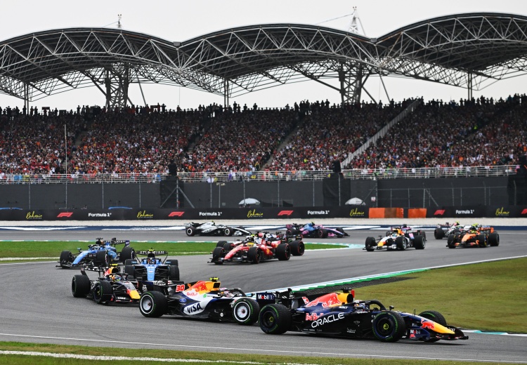 batch_2026_Formula-1_Malaysia-Bahrain_ORBR_Race_8 ฟอร์ดฉลองตำนานชัยชนะบทใหม่ของ ‘เรด บูล ฟอร์ด พาวเวอร์เทรนส์’