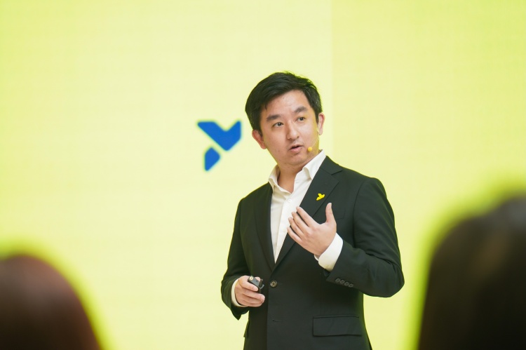 batch_Firefly_Showroom_09 Firefly เปิดแฟล็กชิปโชว์รูมแบบสแตนด์อโลนแห่งแรกของโลกที่เซ็นทรัลเวิลด์ พร้อมเปิดตัวรุ่นย่อยใหม่ “Comfort+” เพิ่มสมรรถนะและออปชันพรีเมียม